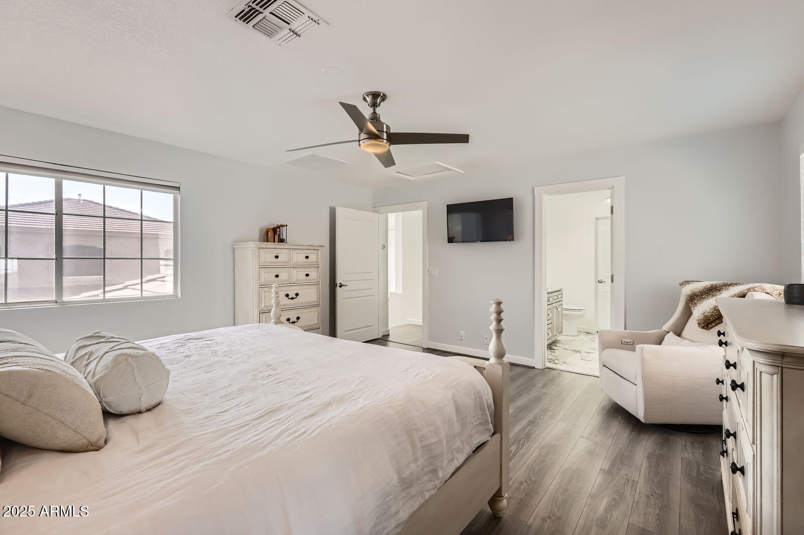 15550 N FRANK LLOYD WRIGHT Boulevard 1101