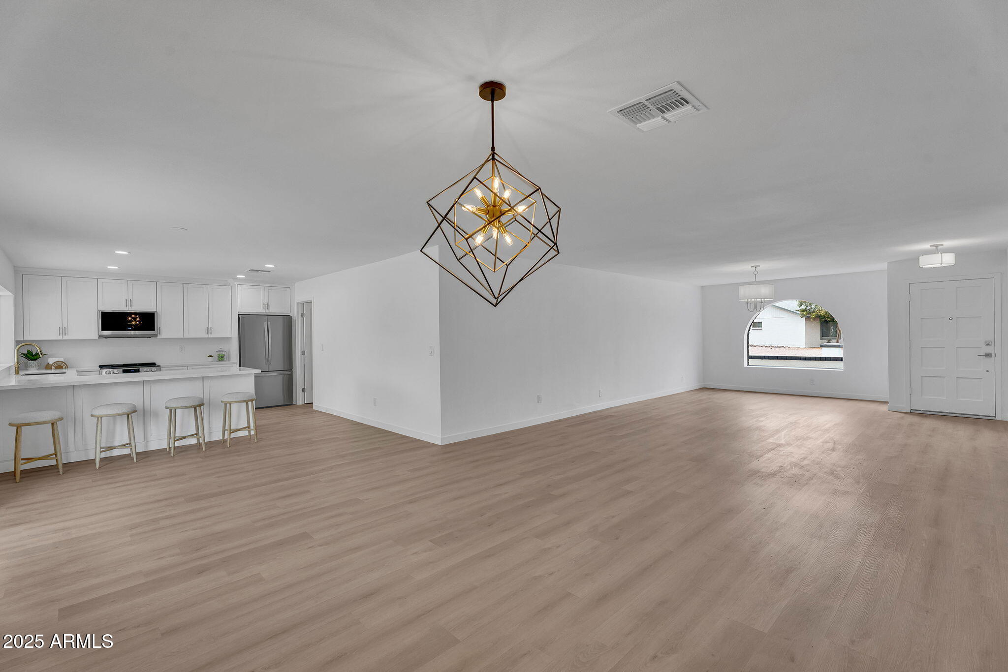 3307 N APOLLO Drive