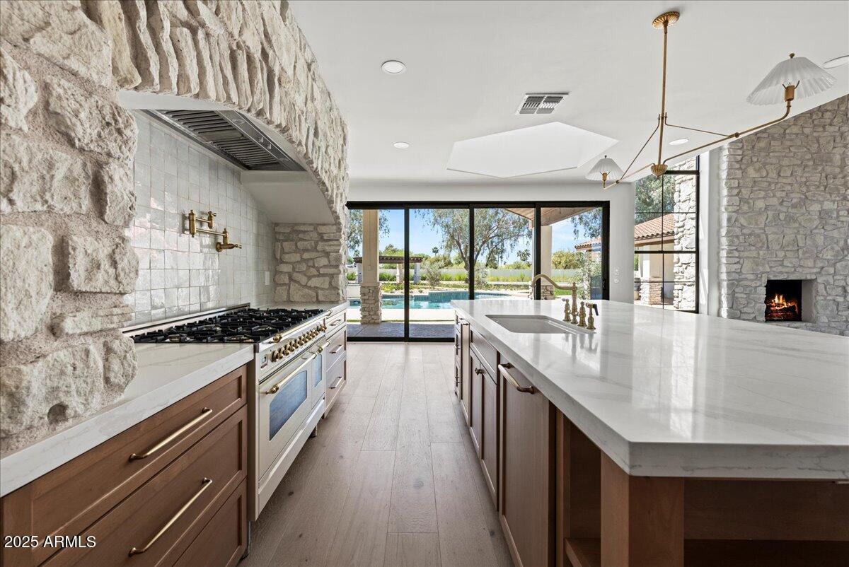10755 E CHOLLA Lane