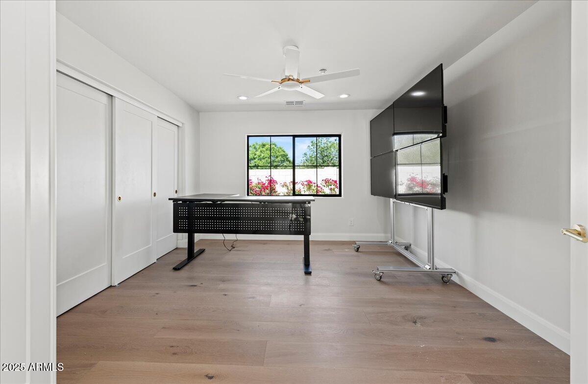 10755 E CHOLLA Lane
