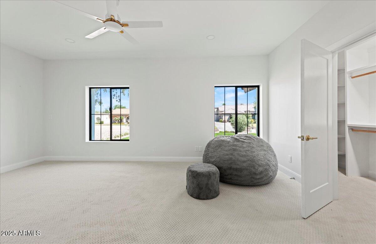 10755 E CHOLLA Lane