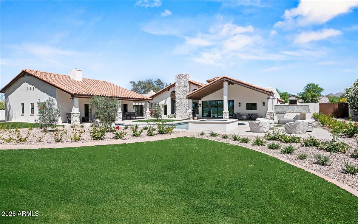 10755 E CHOLLA Lane