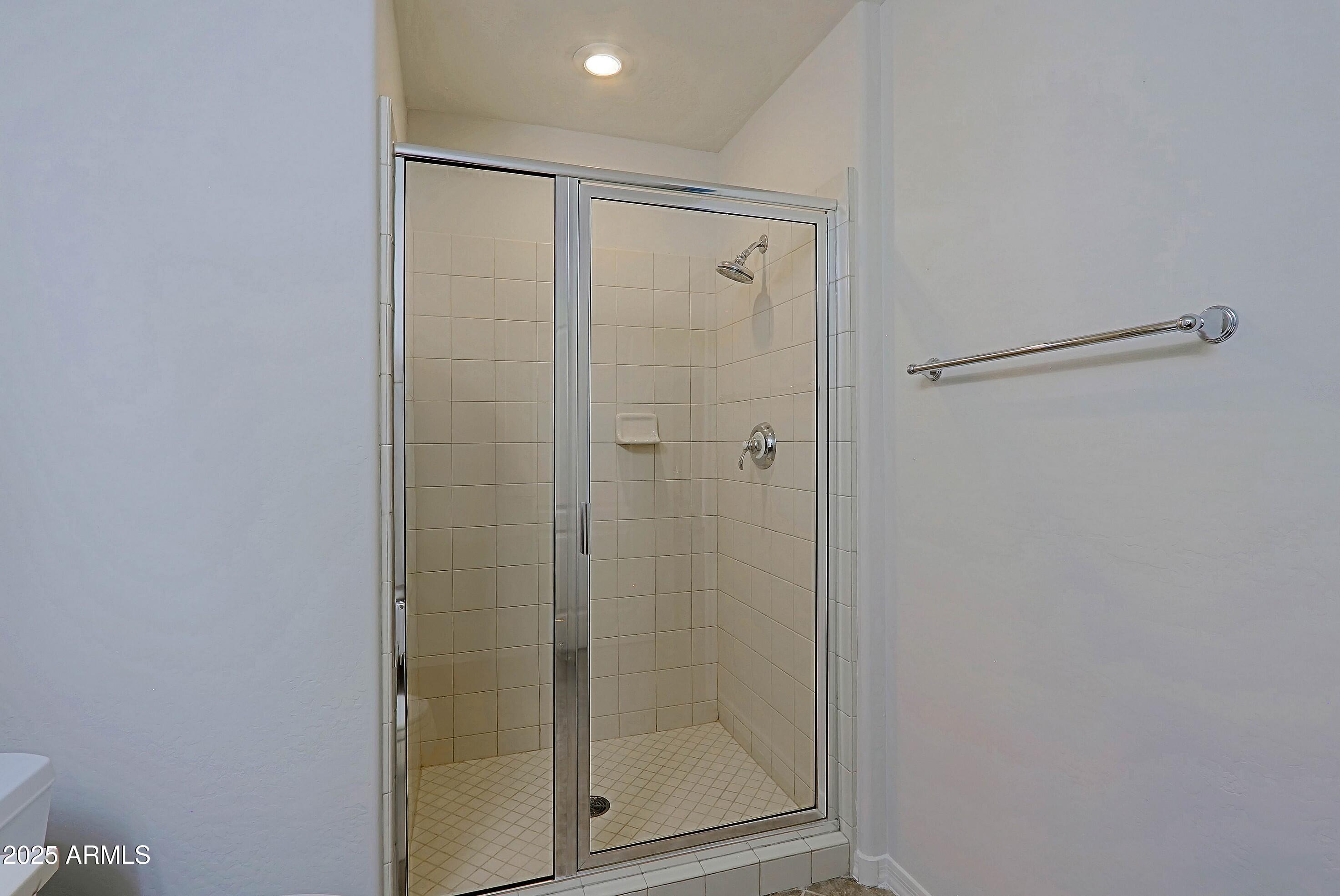16 W ENCANTO Boulevard 305