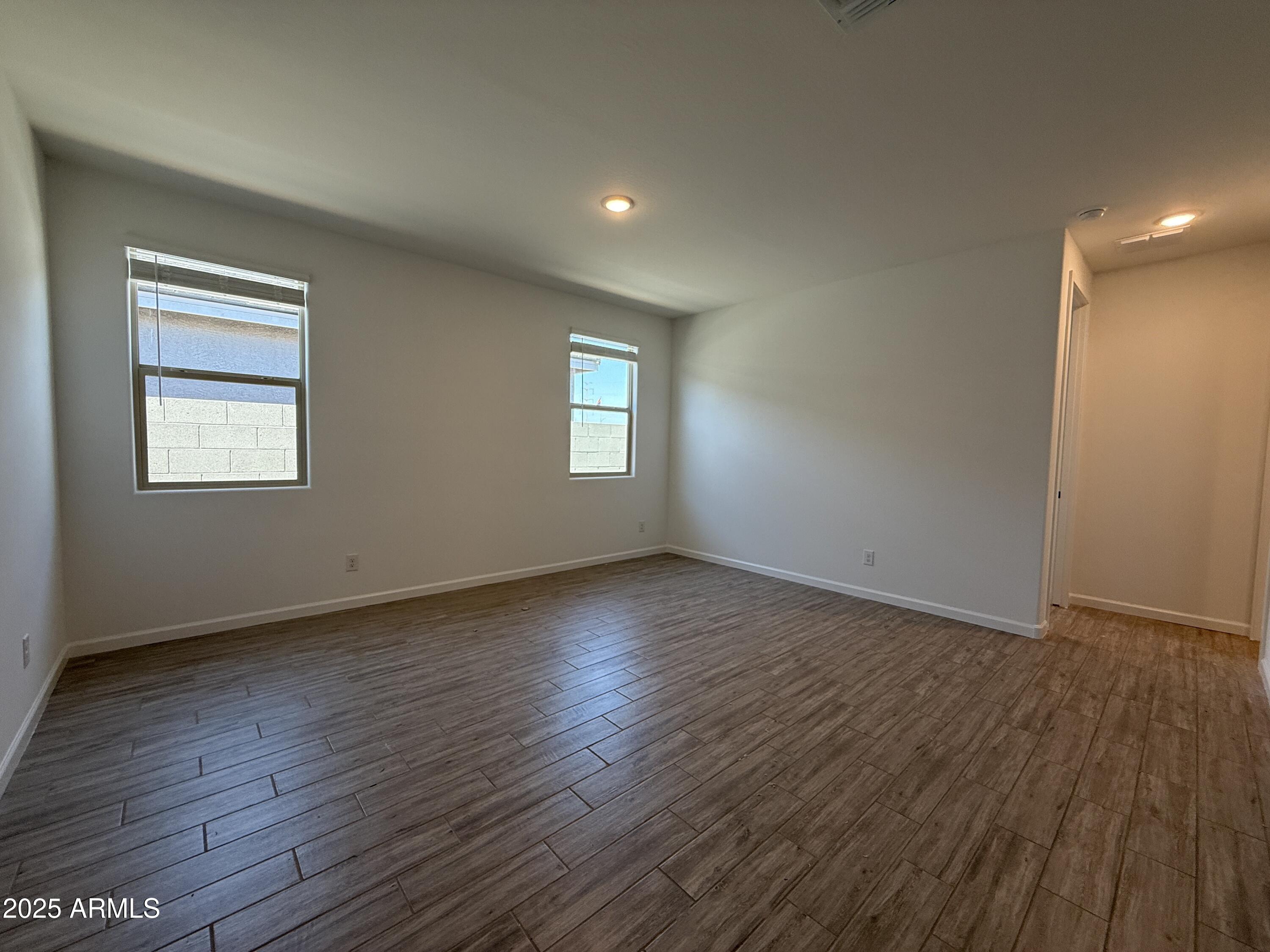 9544 W PARKWAY Drive