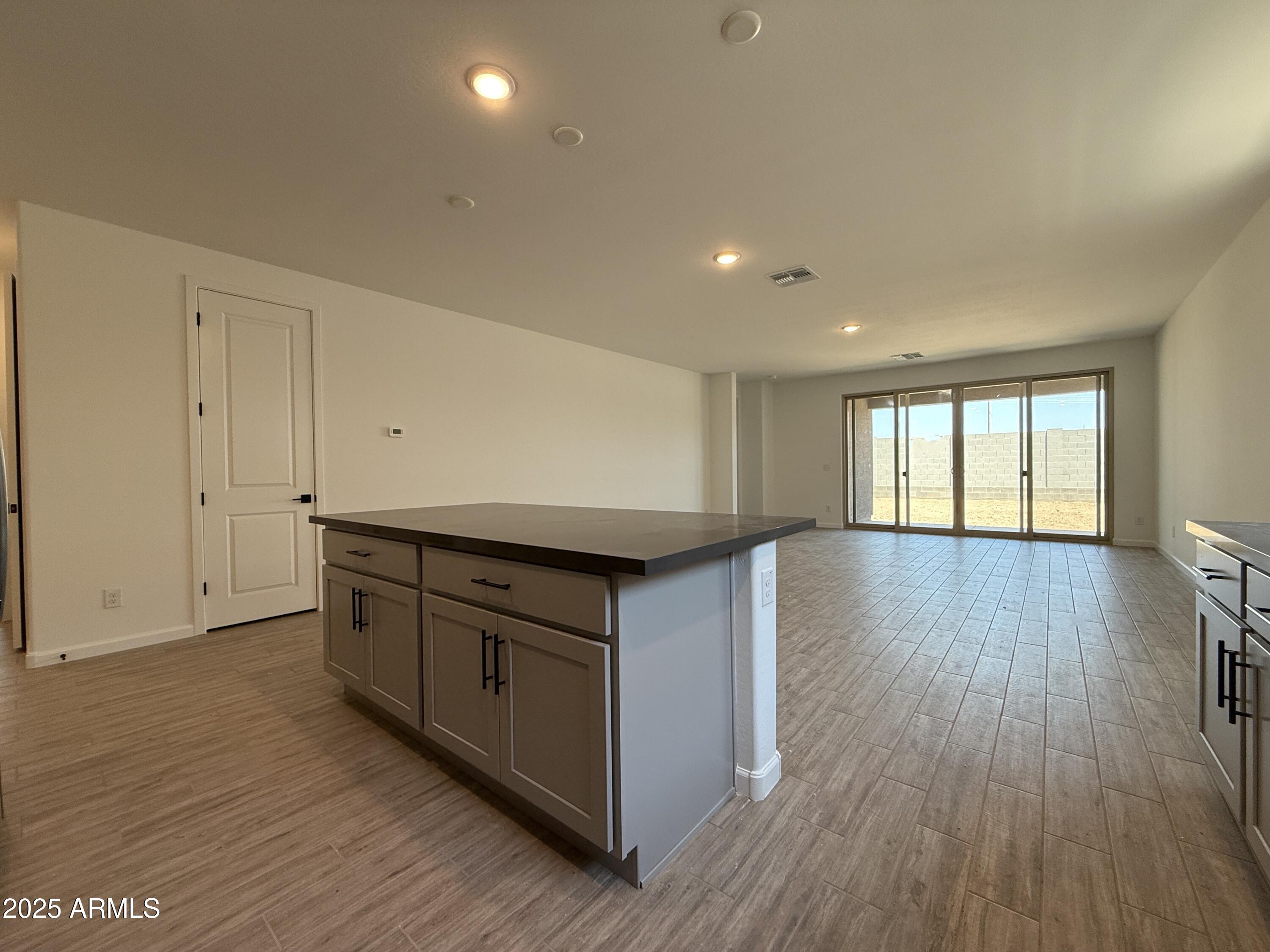 9544 W PARKWAY Drive