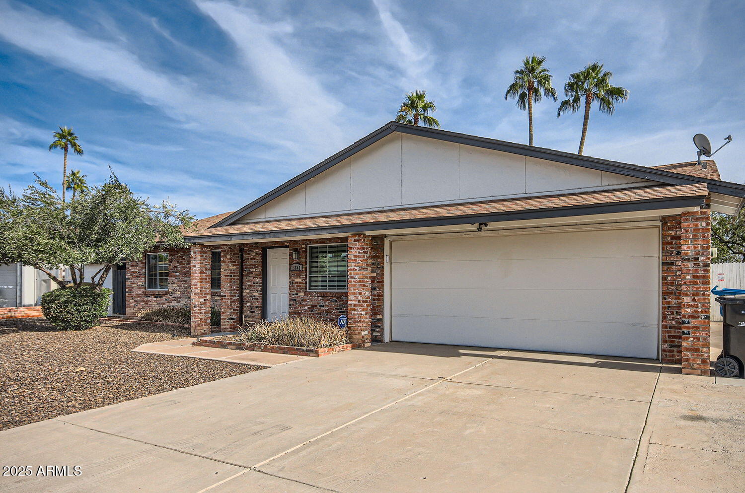 15841 N 23RD Place