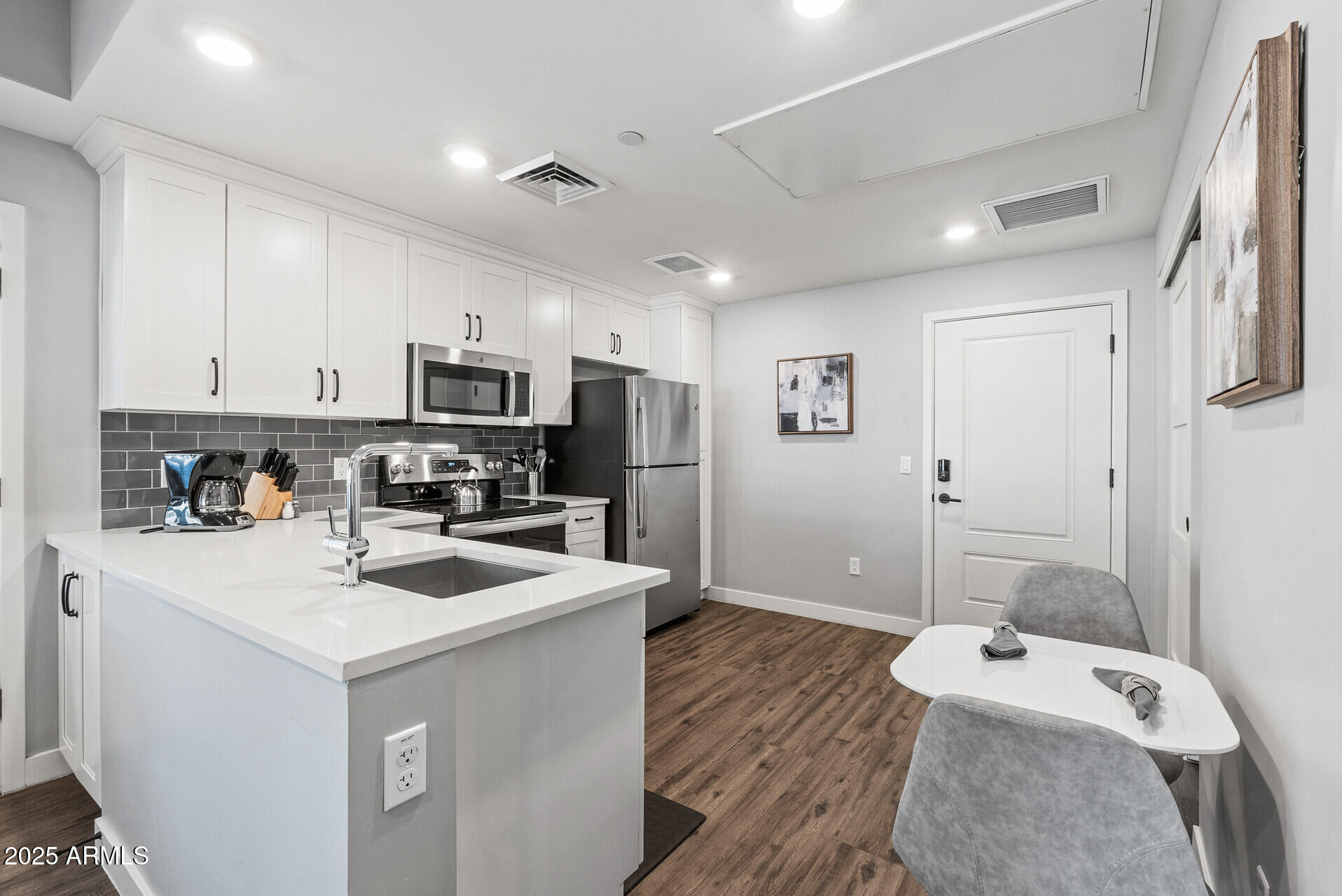 475 N 9th Street 101
