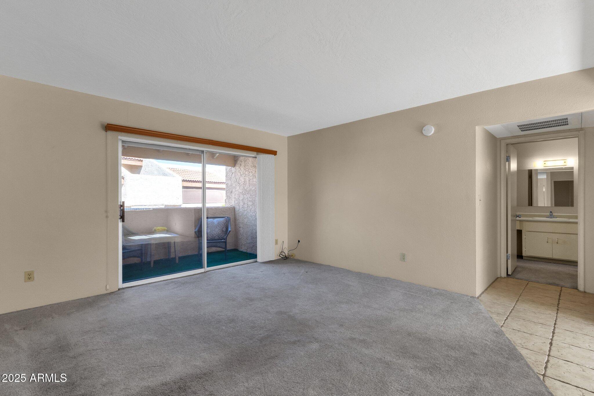 4554 E Paradise Village Parkway N Unit 219