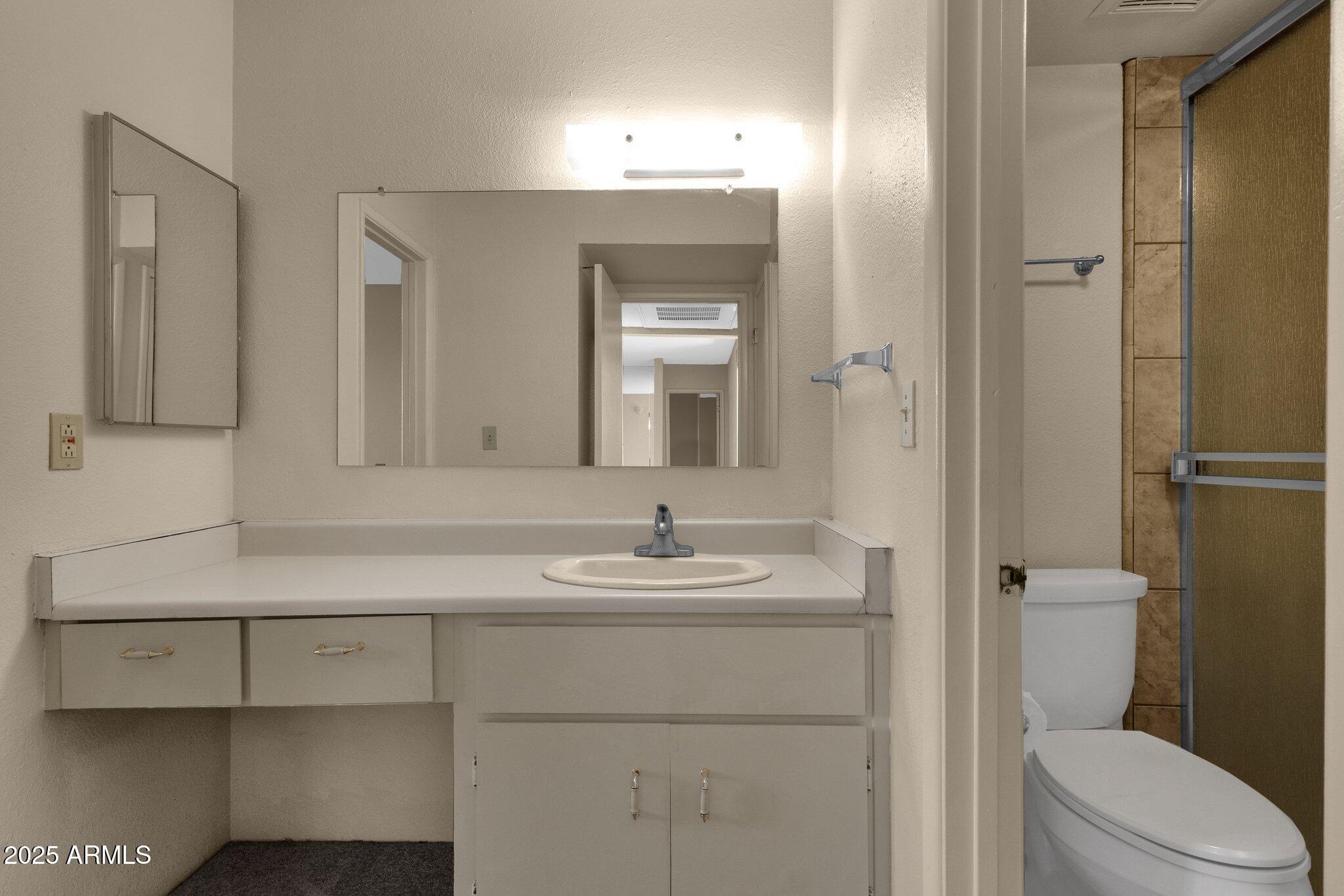 4554 E Paradise Village Parkway N Unit 219