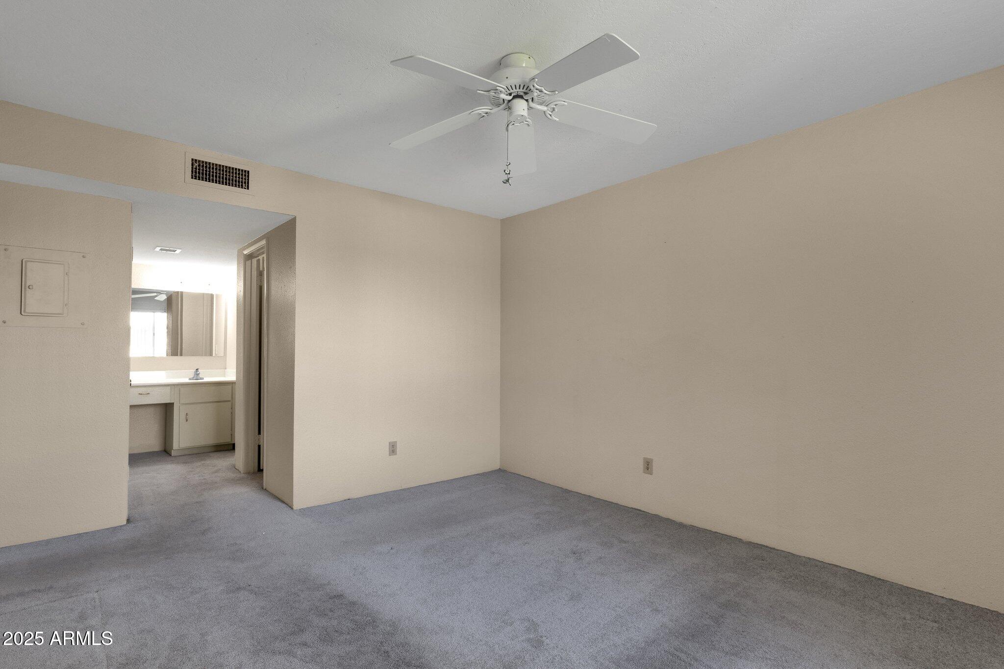 4554 E Paradise Village Parkway N Unit 219