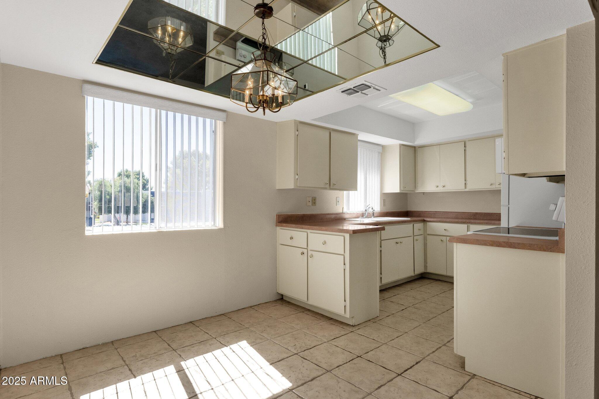 4554 E Paradise Village Parkway N Unit 219