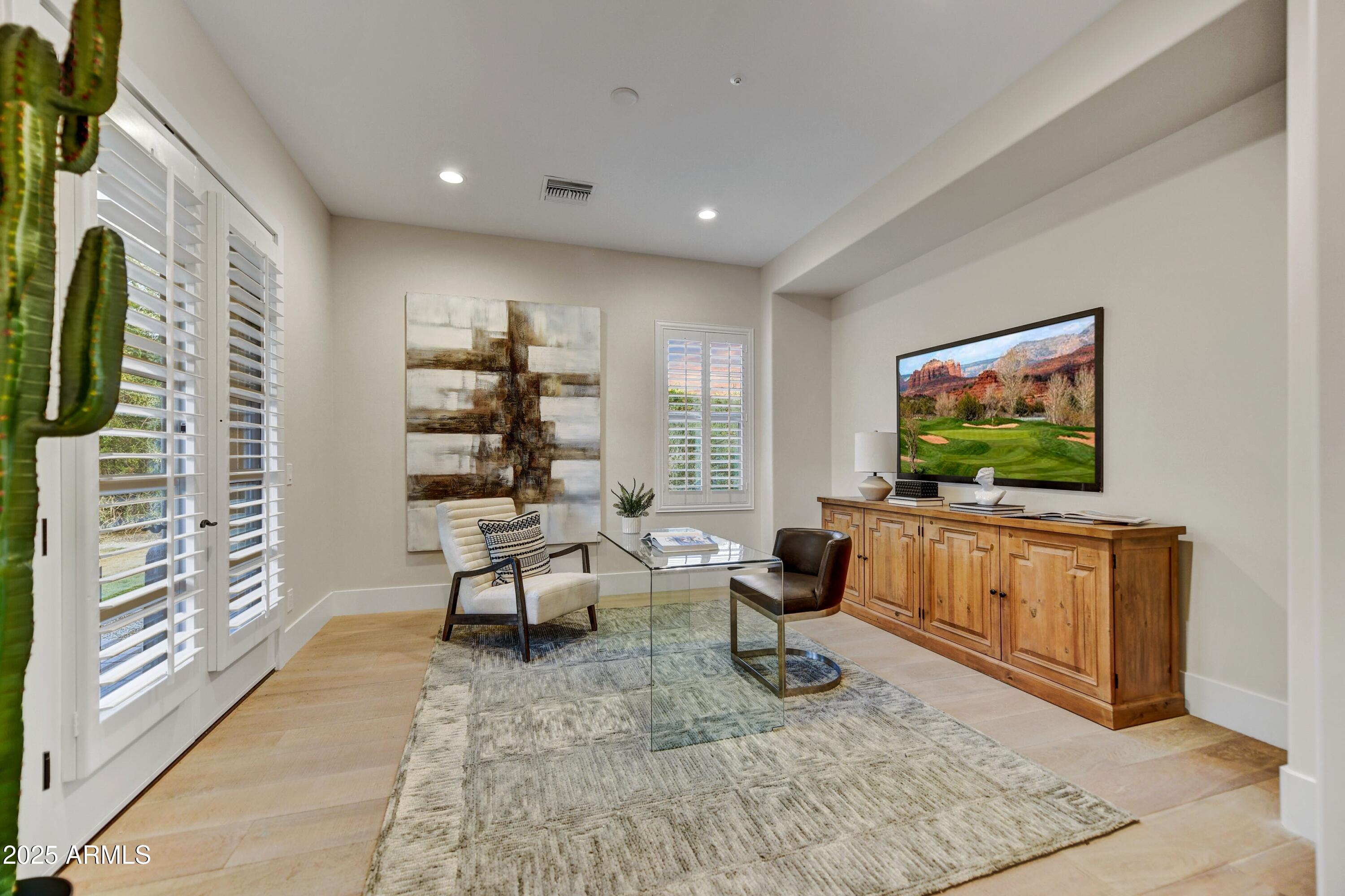 9669 E Chino Drive