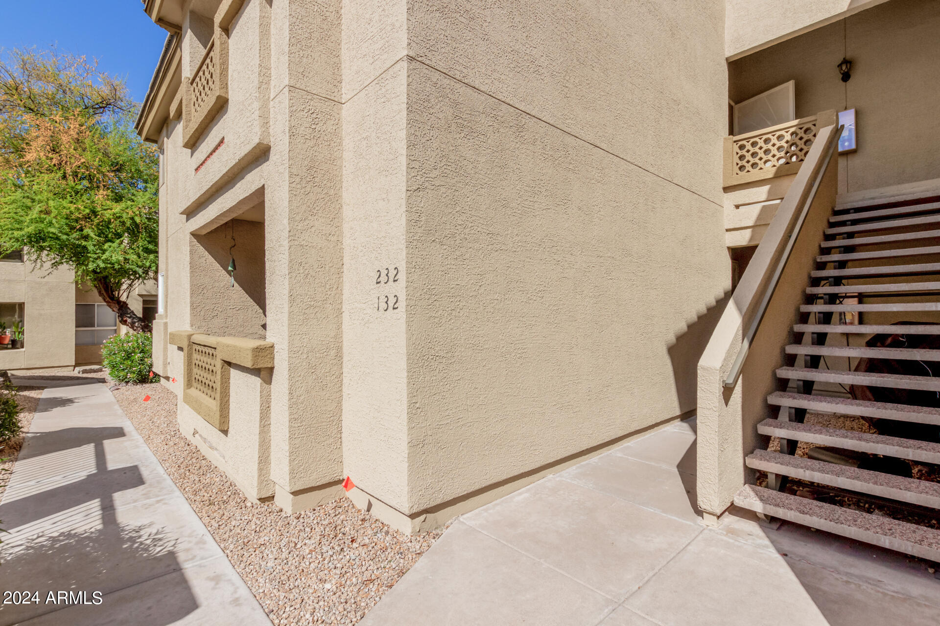 1880 E MORTEN Avenue 125