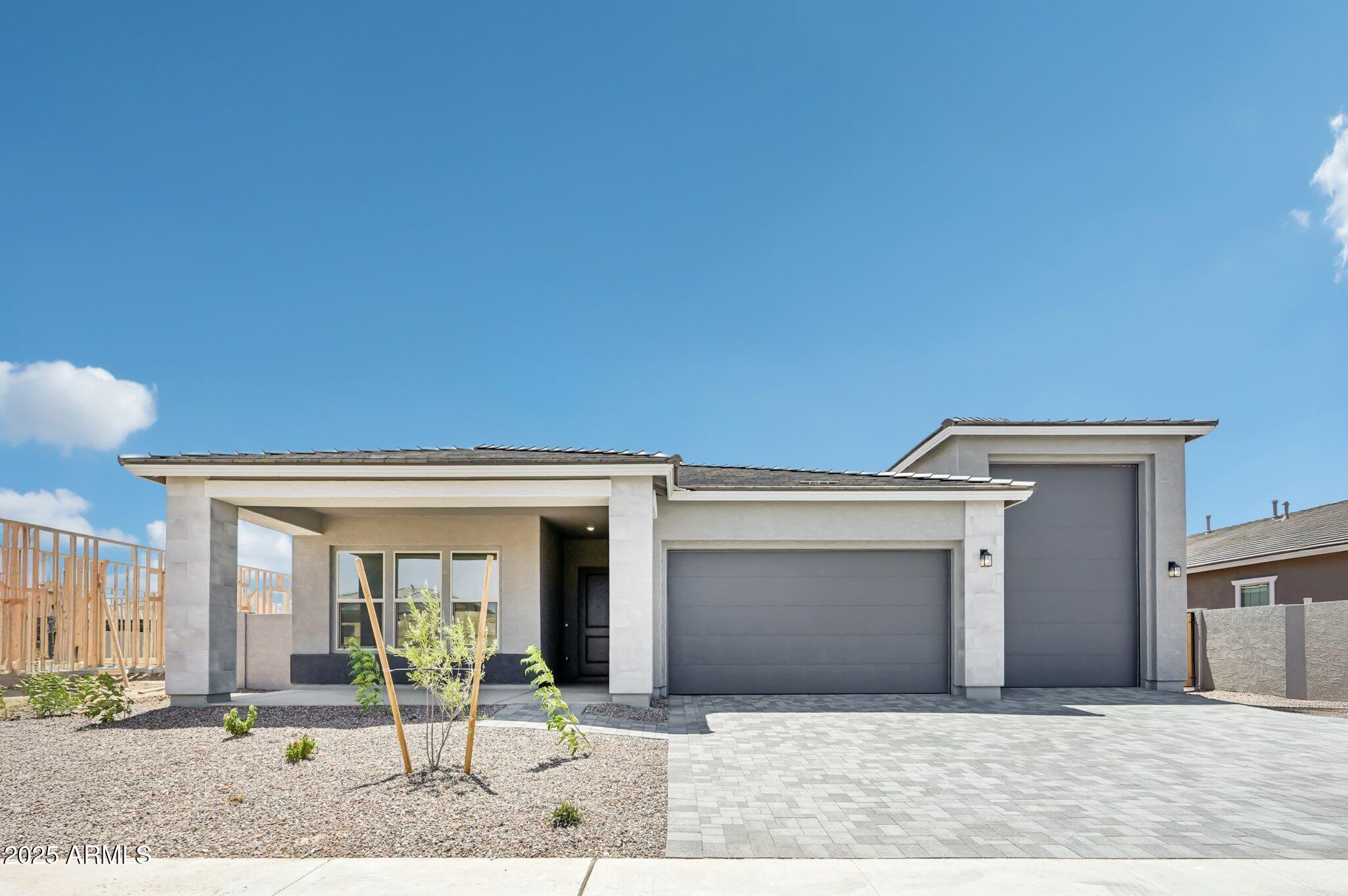 22937 E TWIN ACRES Drive