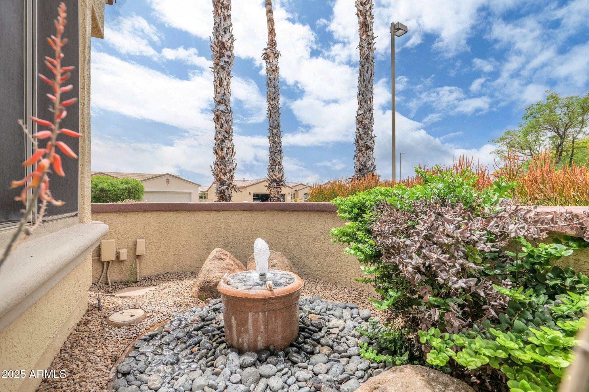 19803 N DESERT SONG Court