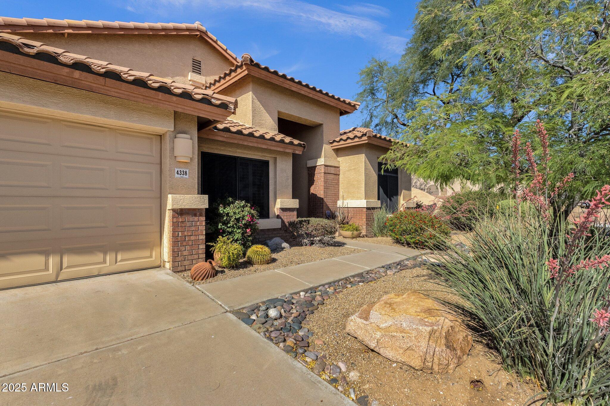 4338 E HAMBLIN Drive