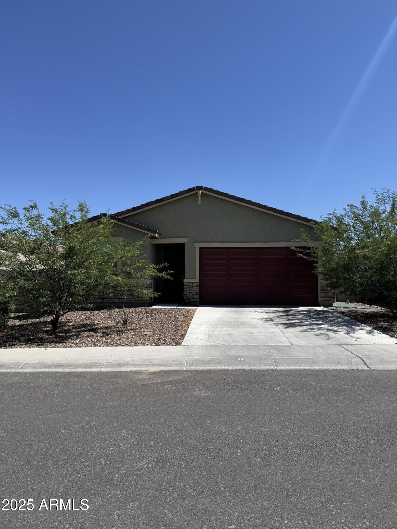 4625 W STONECROP Drive