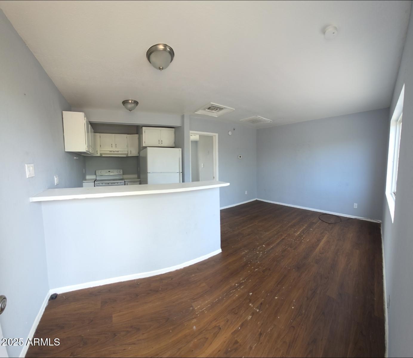 417 N 18TH Drive