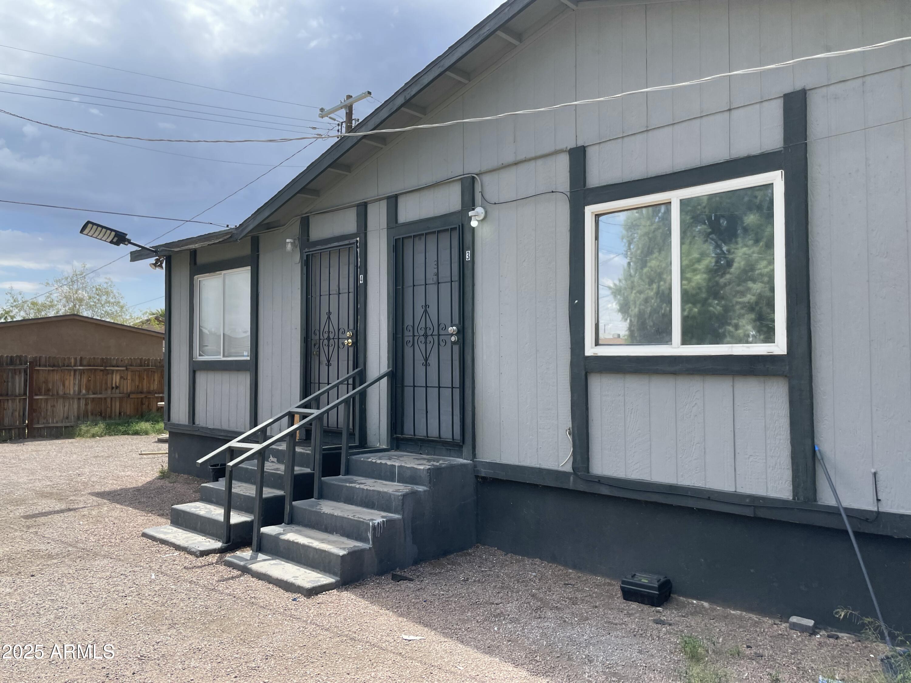 417 N 18TH Drive