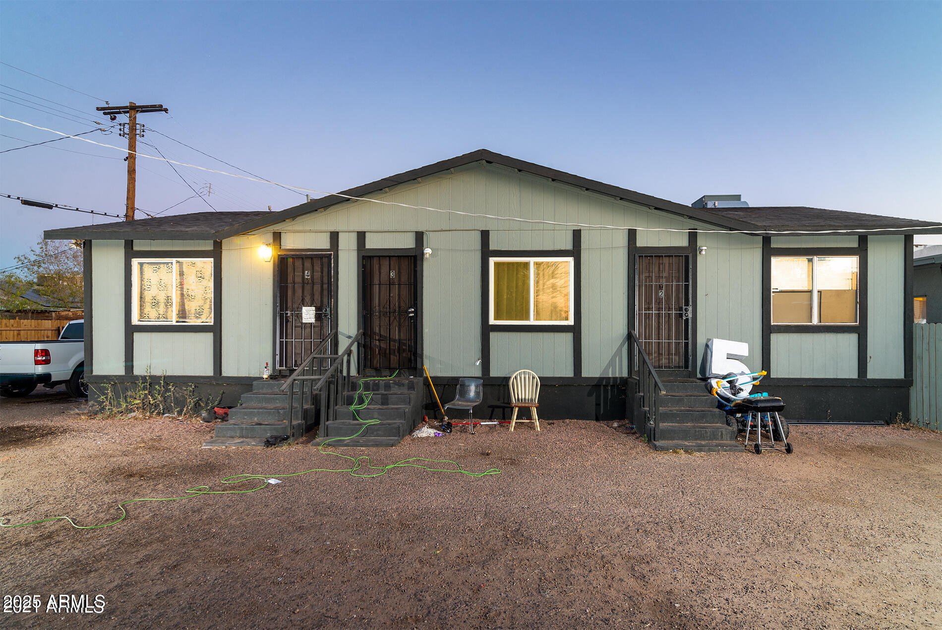 417 N 18TH Drive