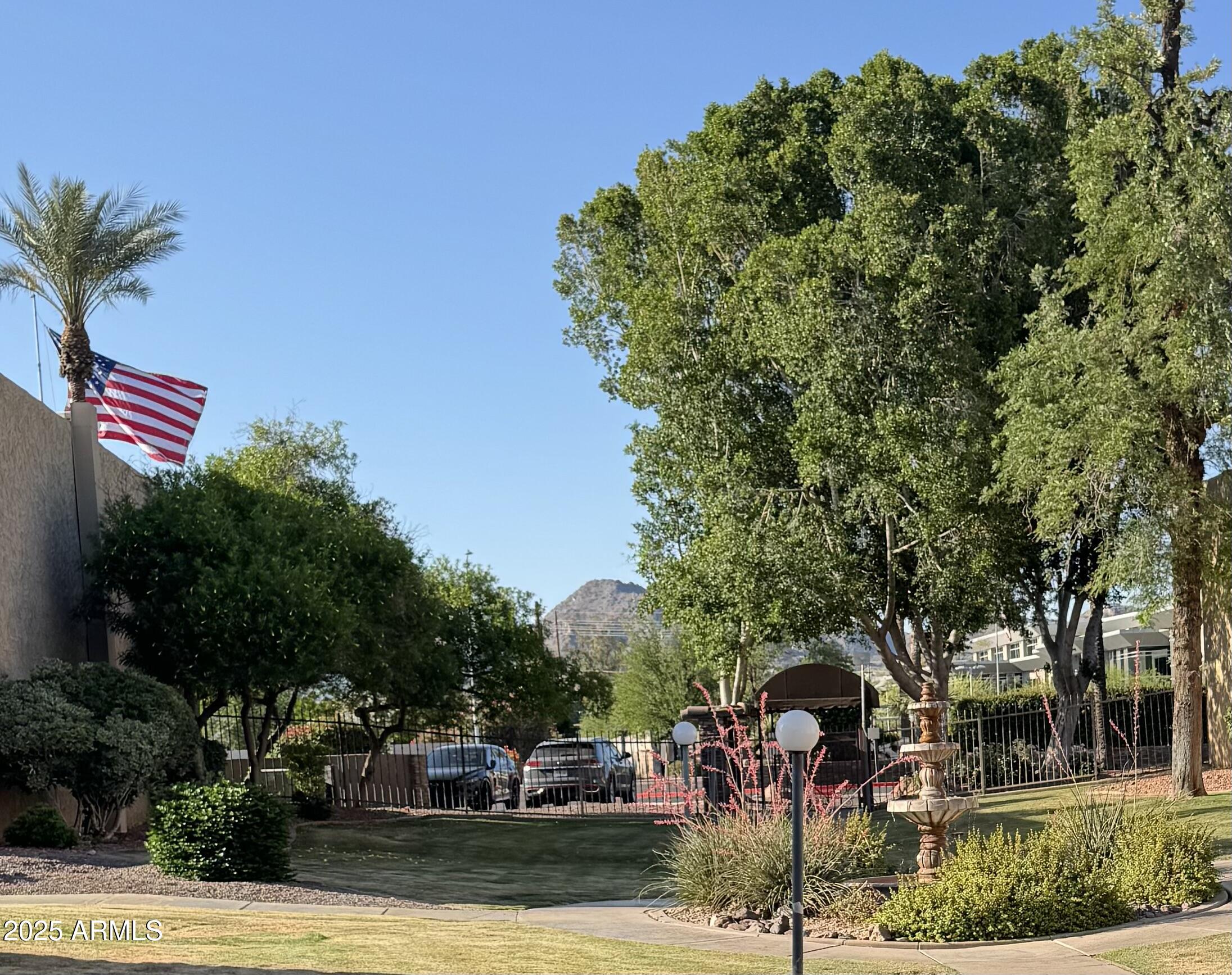 3825 E CAMELBACK Road 152