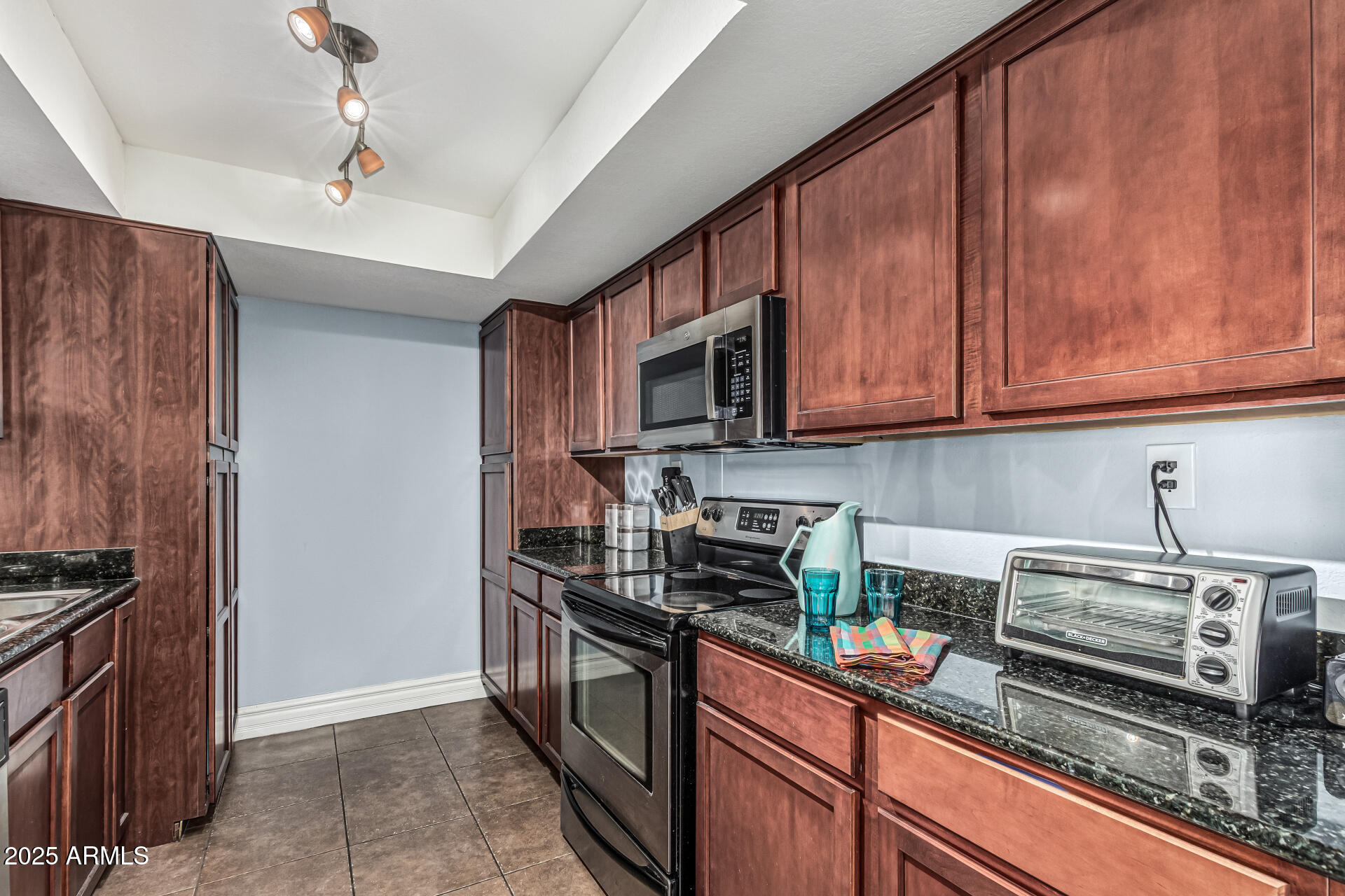 3825 E CAMELBACK Road 152
