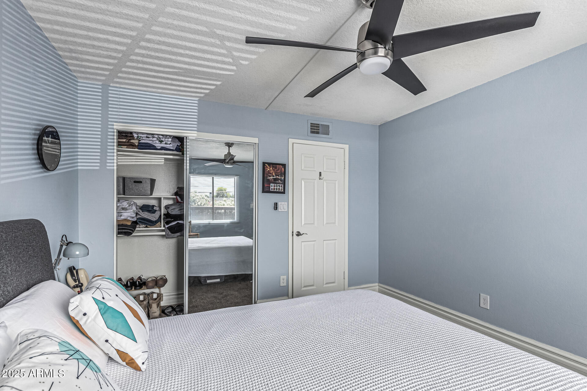 3825 E CAMELBACK Road 152