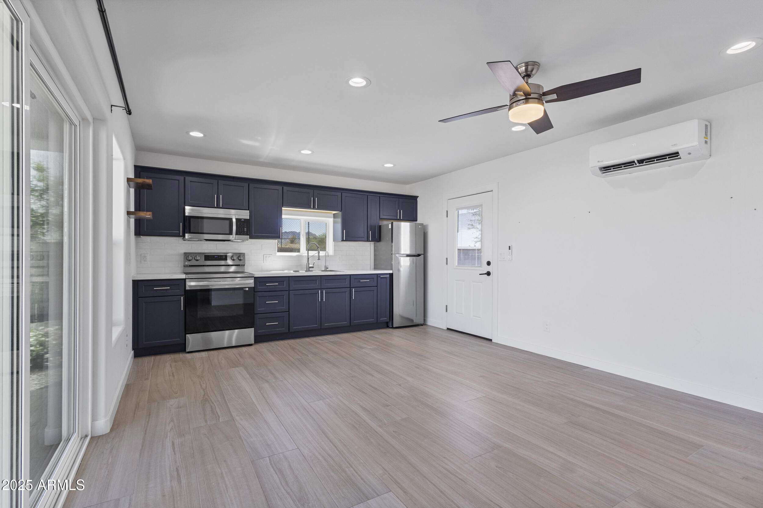 10024 N 61ST Place