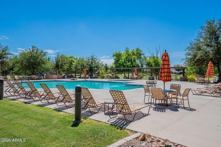 4772 E PORTOLA VALLEY Drive 102