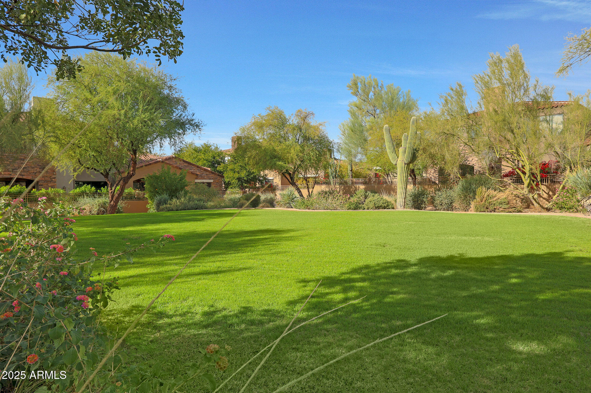 19550 N Grayhawk Drive 1144