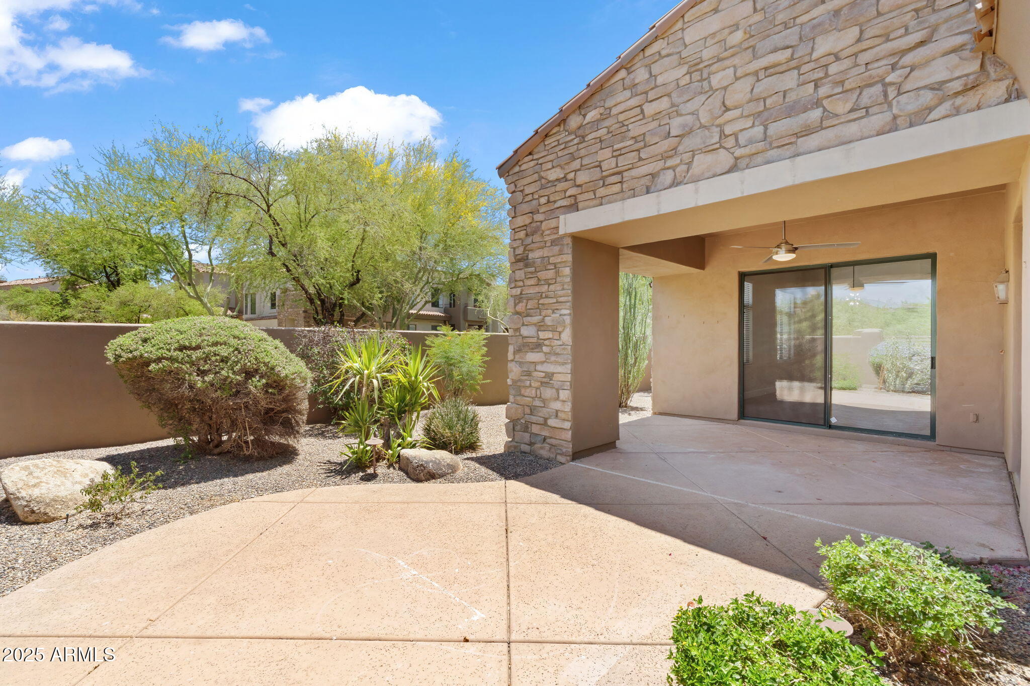 19550 N Grayhawk Drive 1144