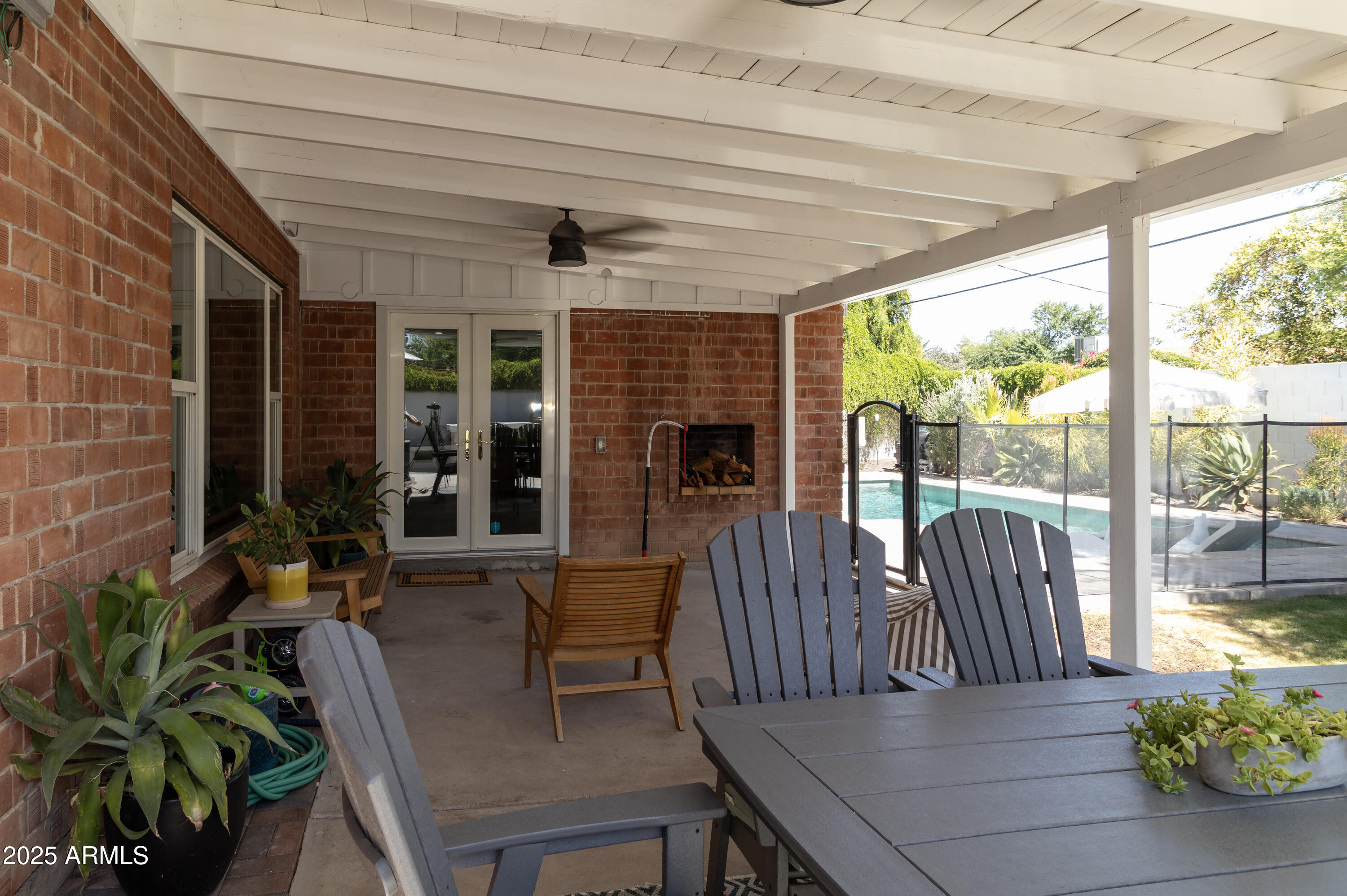 1839 E PALO VERDE Drive