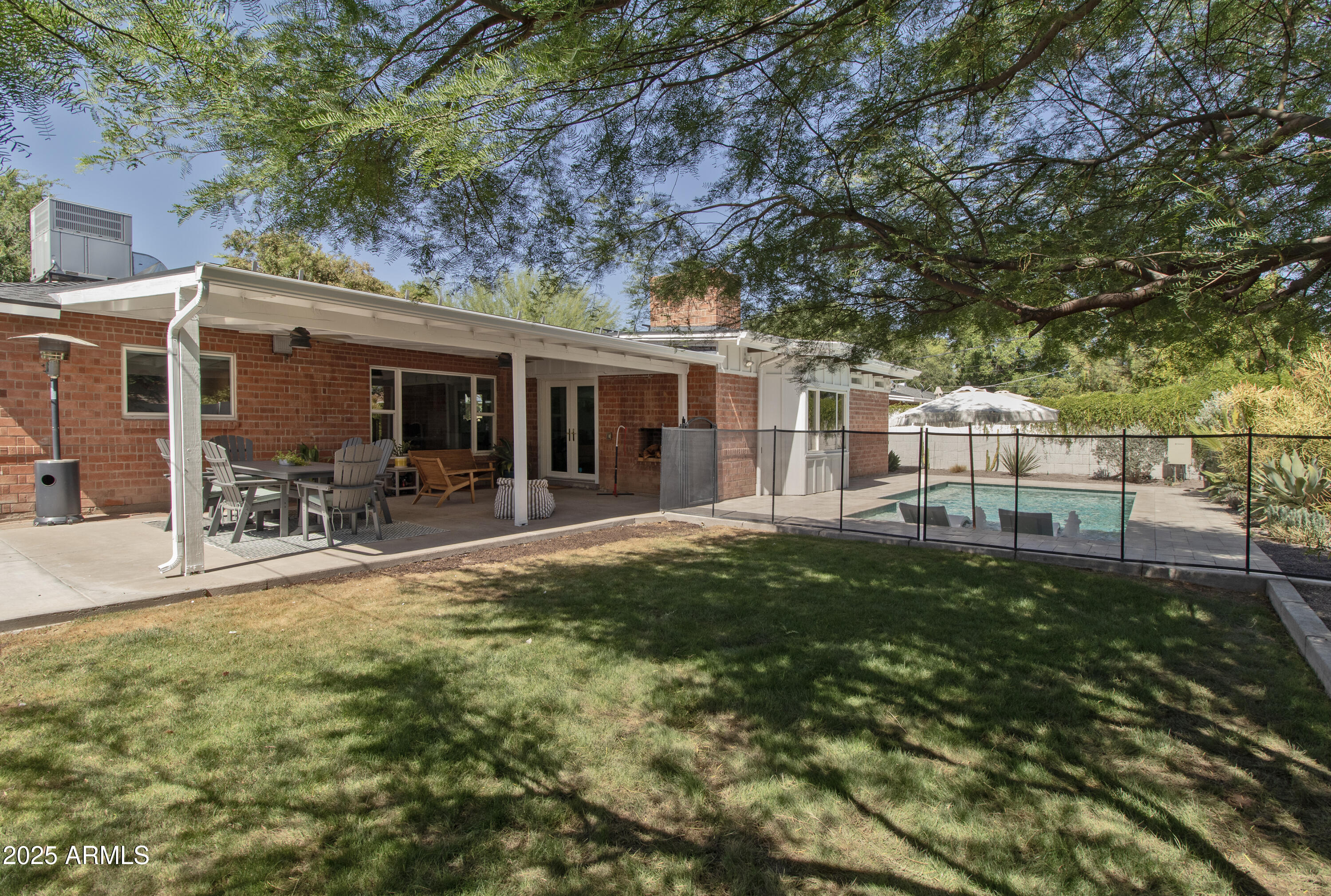 1839 E PALO VERDE Drive