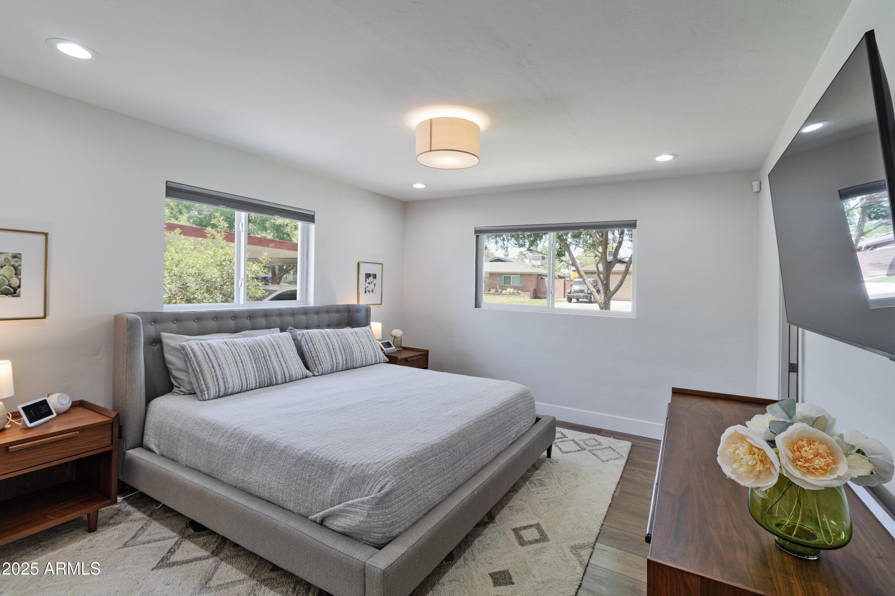 1839 E PALO VERDE Drive
