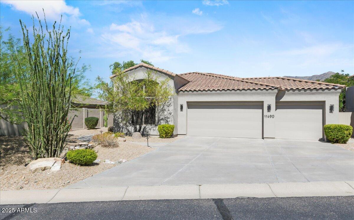 11490 E BECK Lane