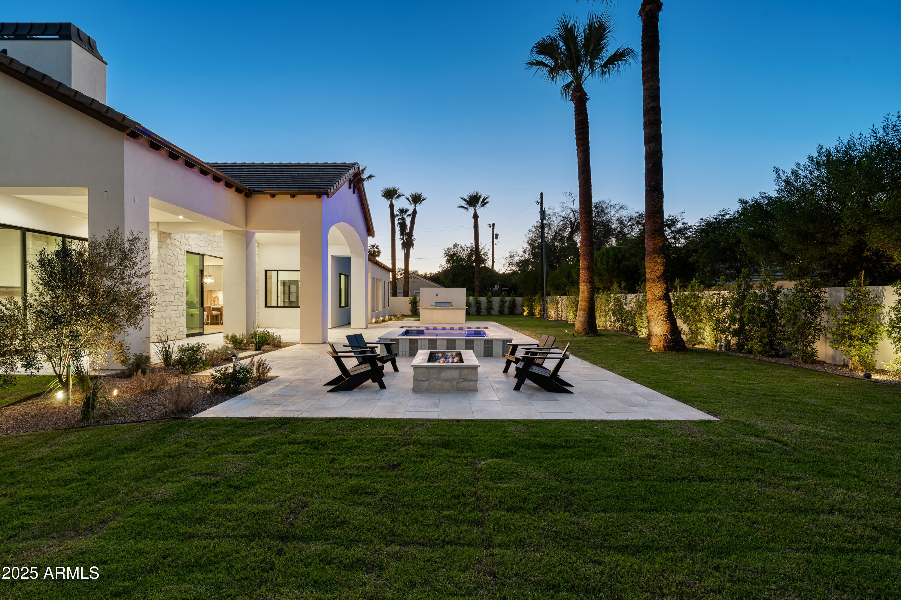 6302 E CALLE DEL NORTE