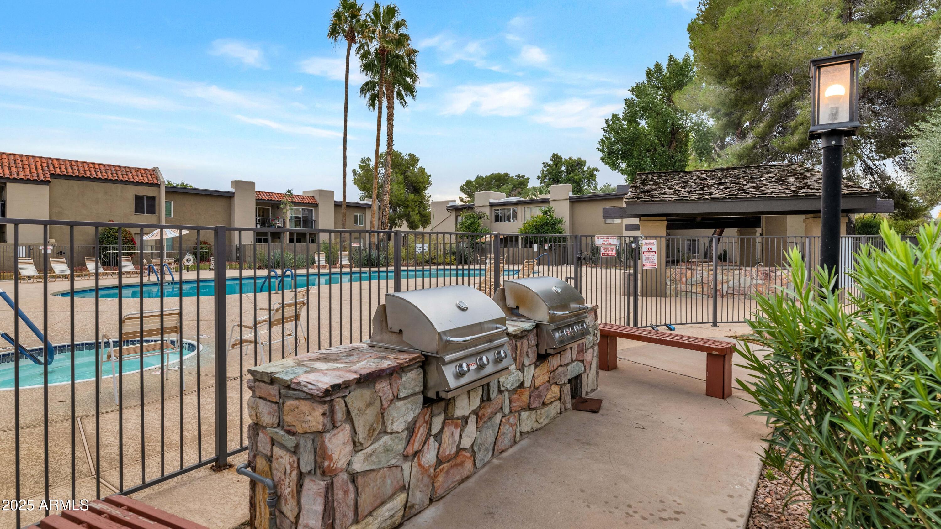 4201 E CAMELBACK Road 70