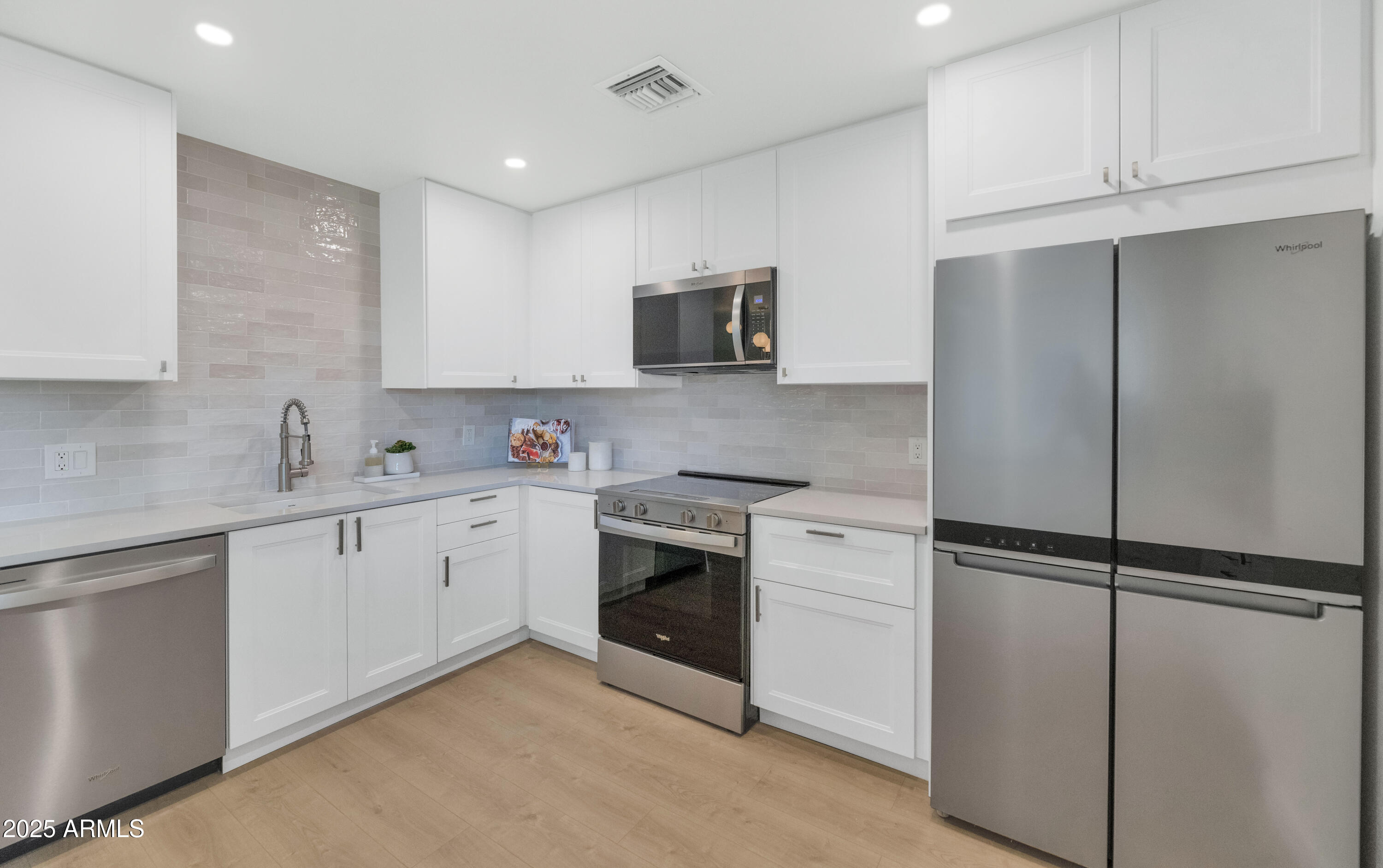4201 E CAMELBACK Road 70