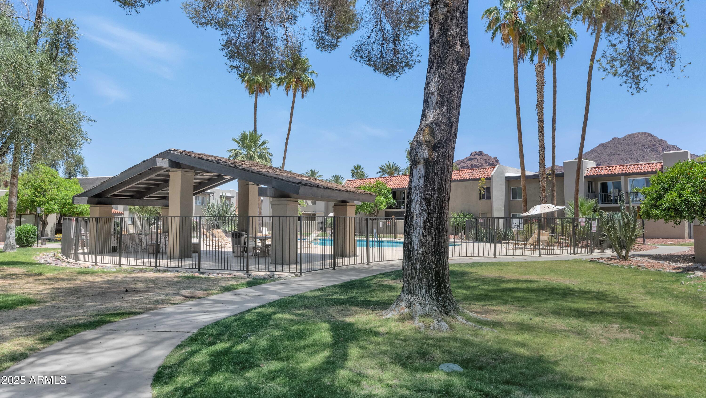 4201 E CAMELBACK Road 70