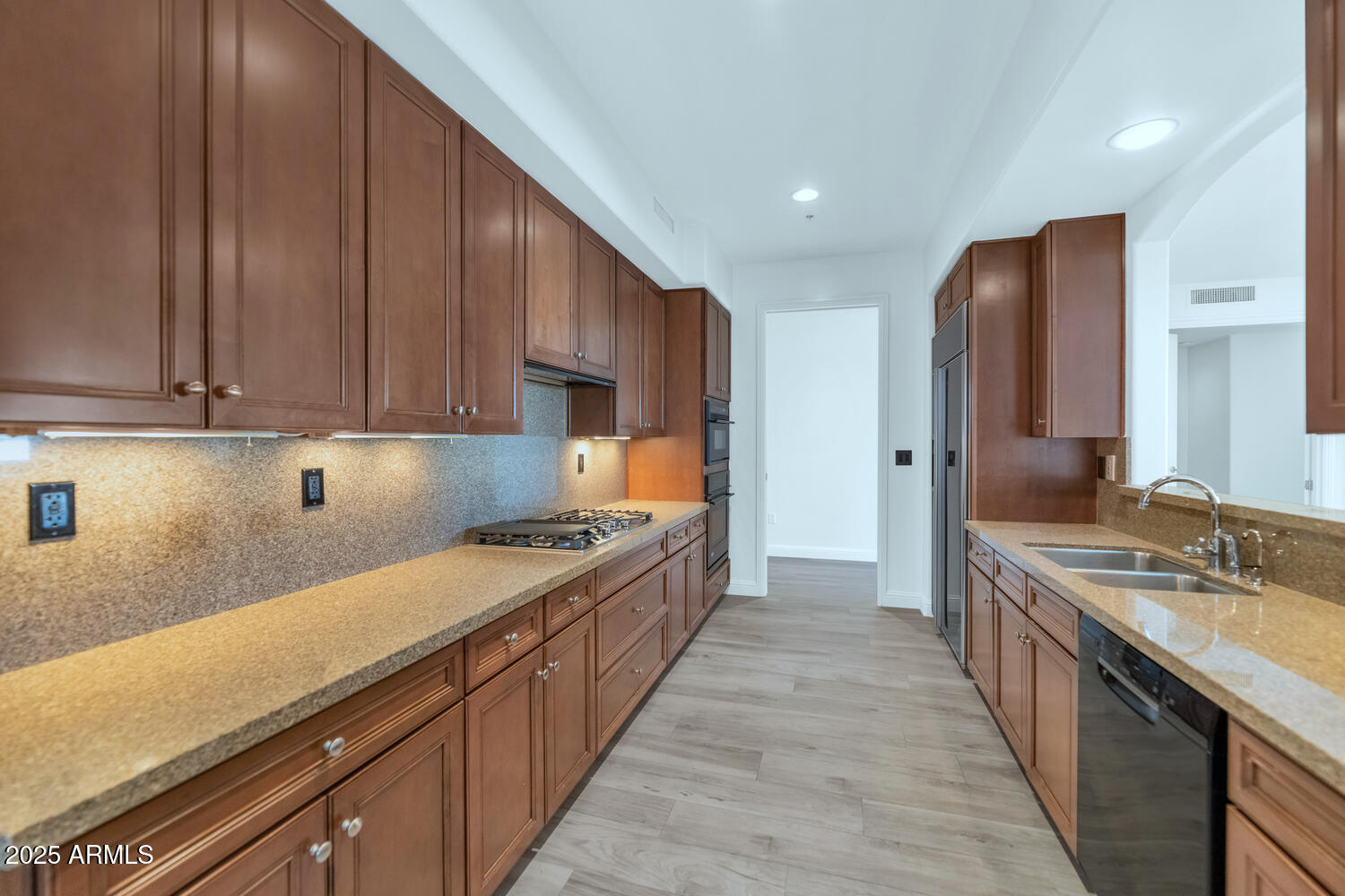 3801 N Goldwater Boulevard Unit 204