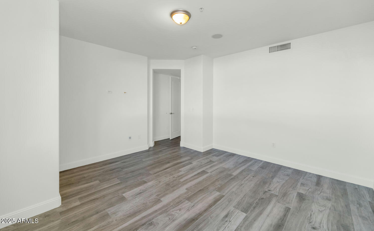 3801 N Goldwater Boulevard Unit 204