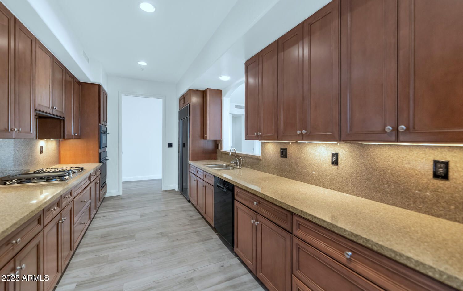 3801 N Goldwater Boulevard Unit 204