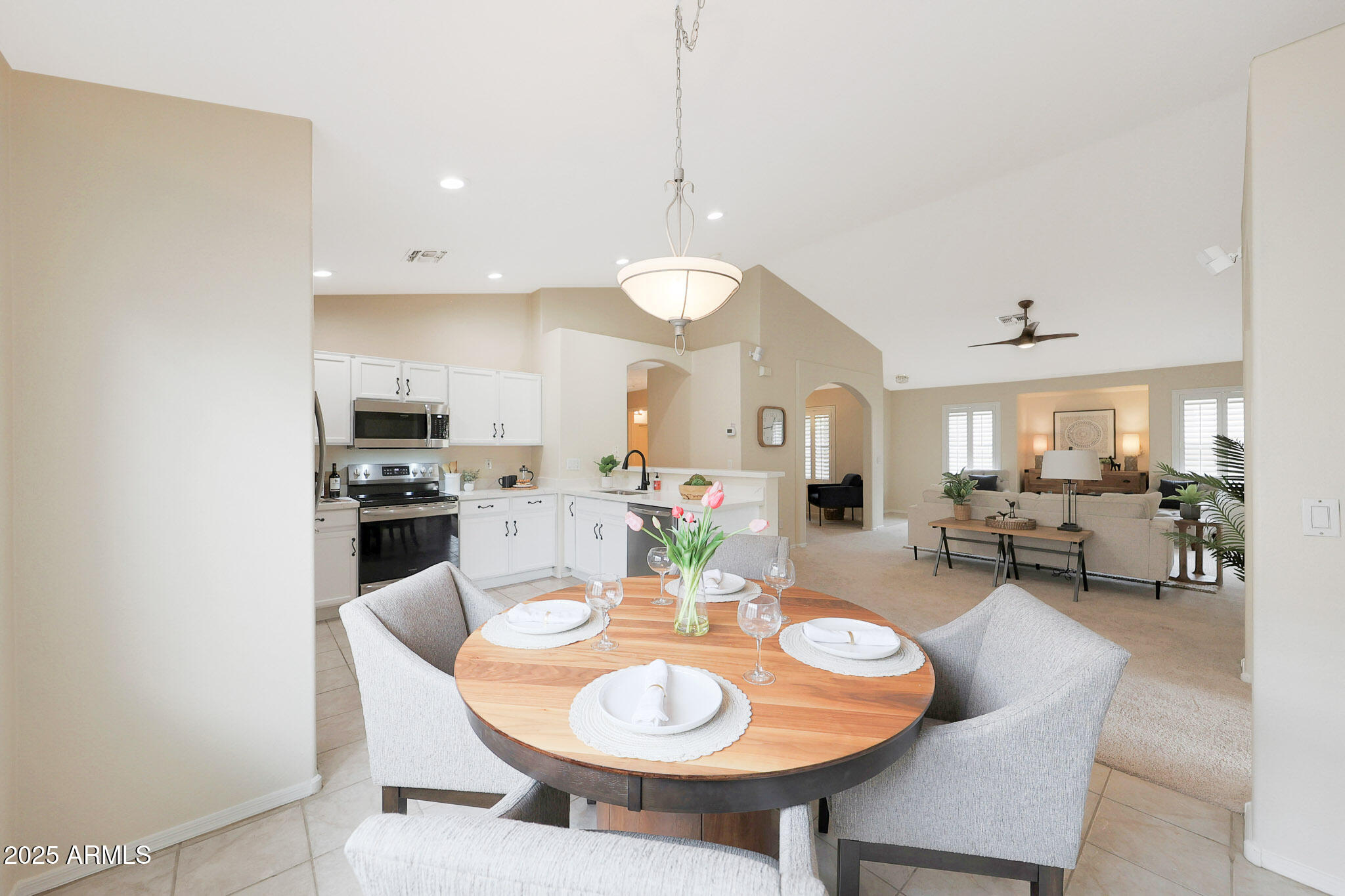 2627 E GARY Way