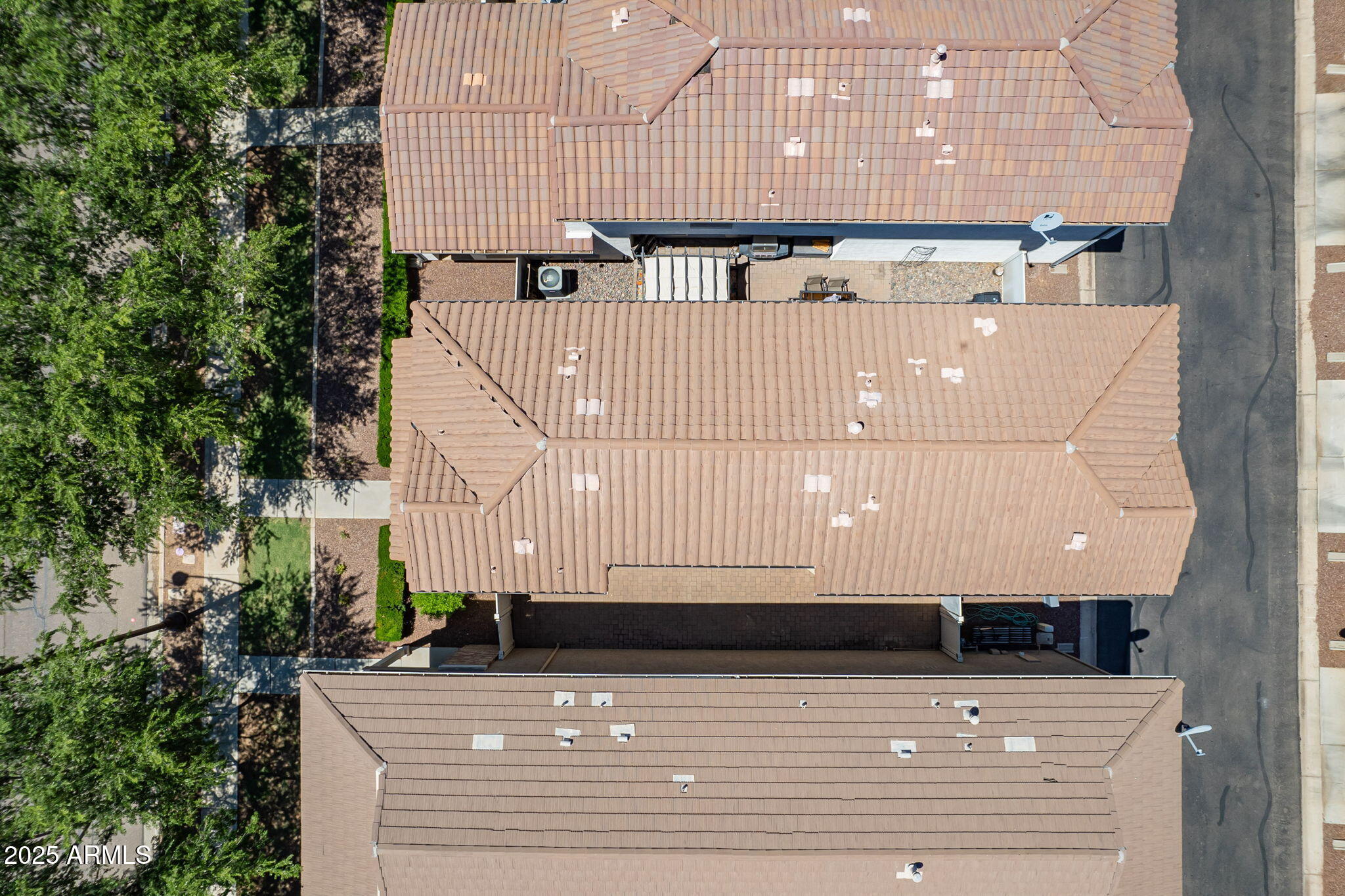 1086 S NANCY Lane