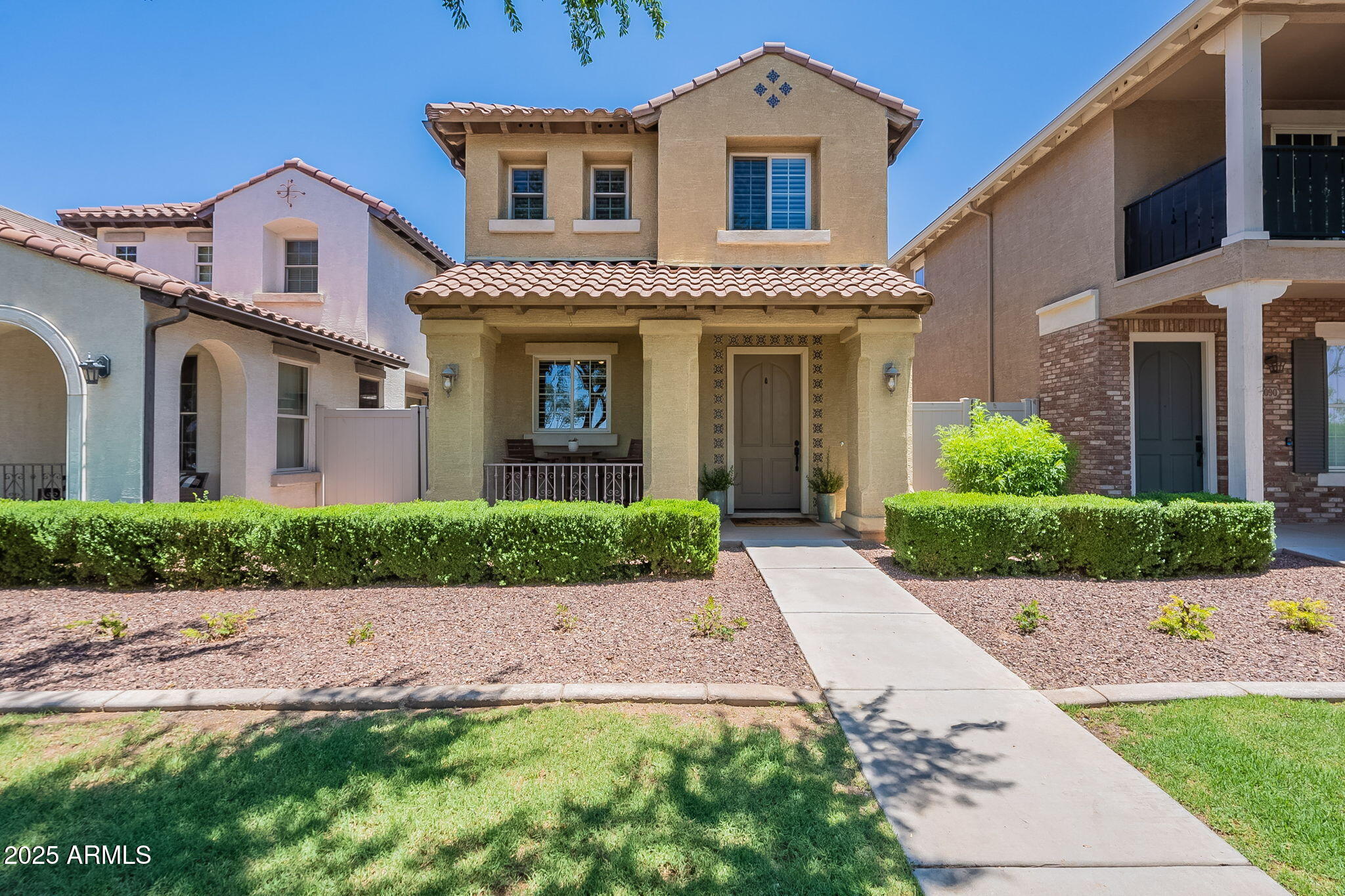 1086 S NANCY Lane