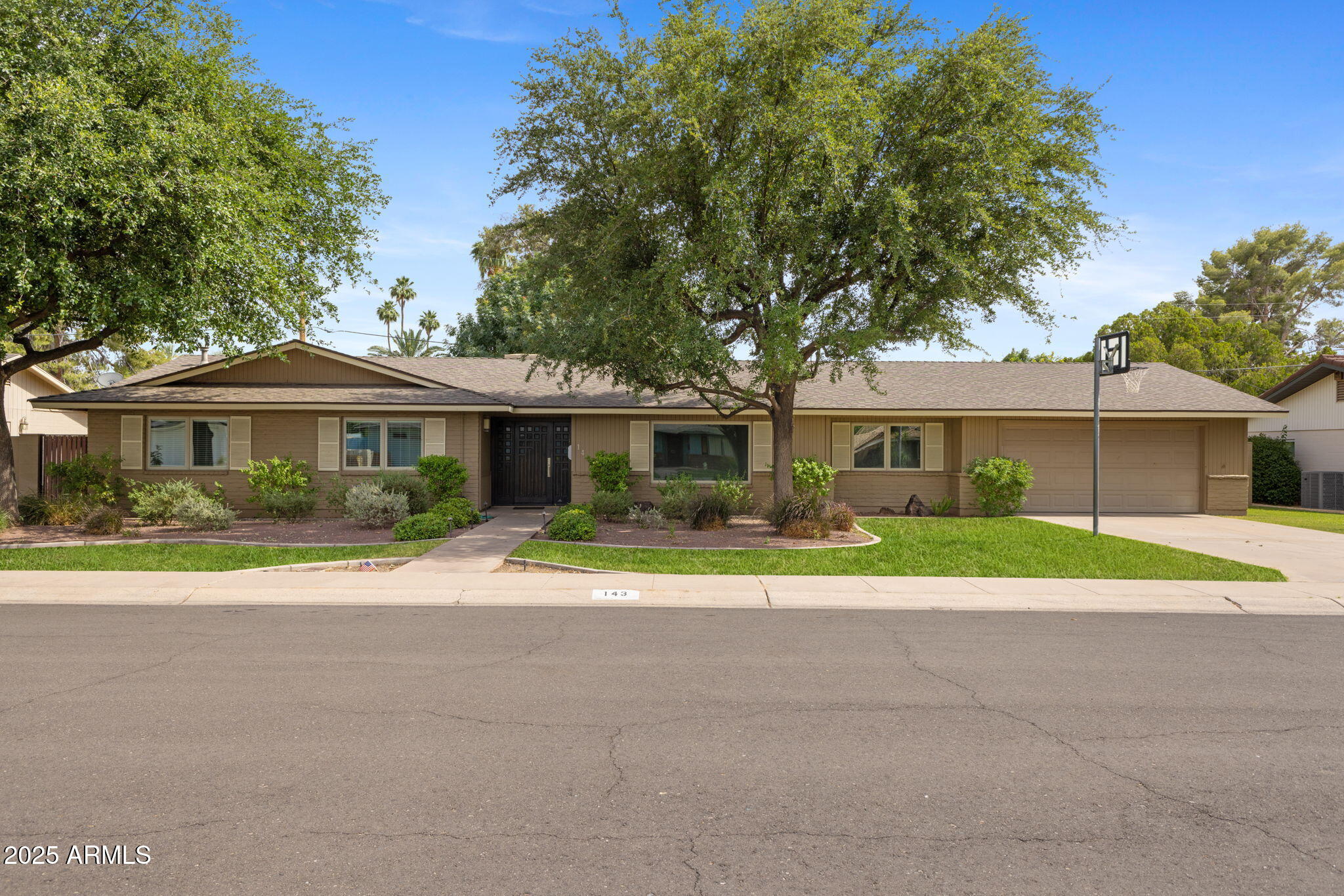 143 E WINTER Drive