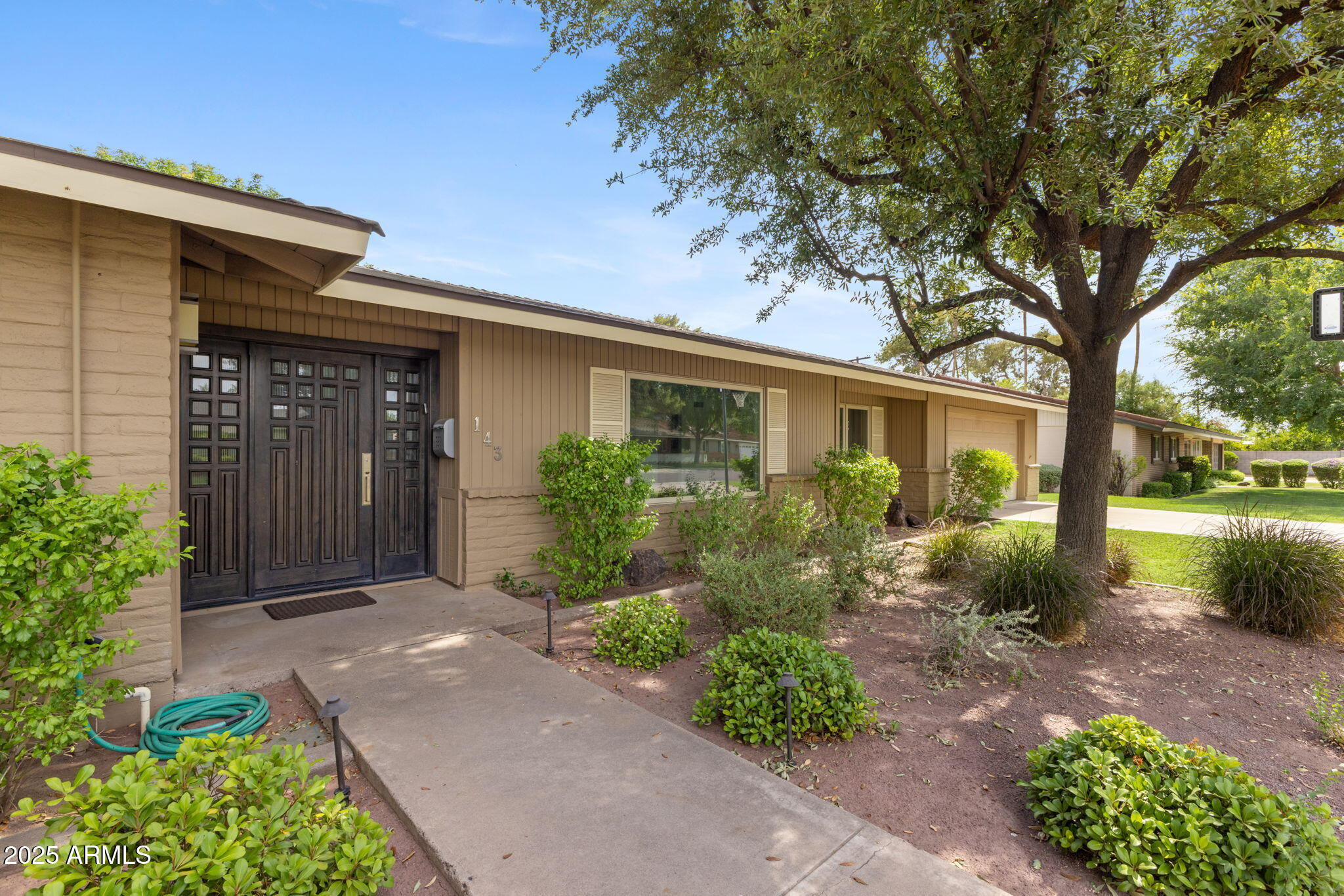 143 E WINTER Drive