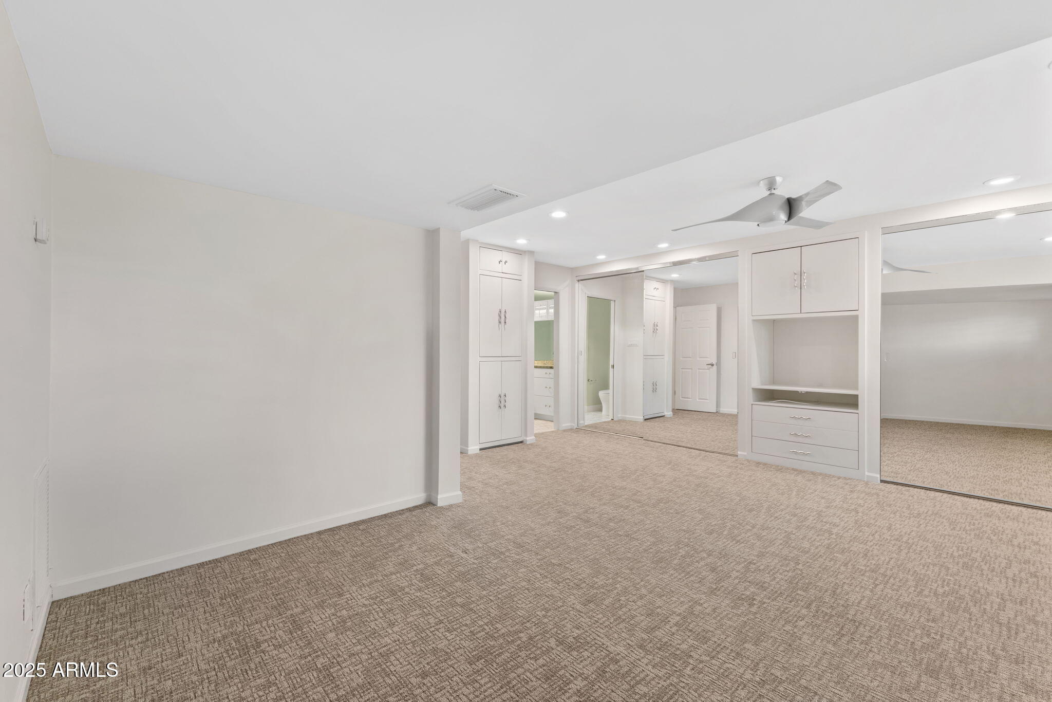 143 E WINTER Drive