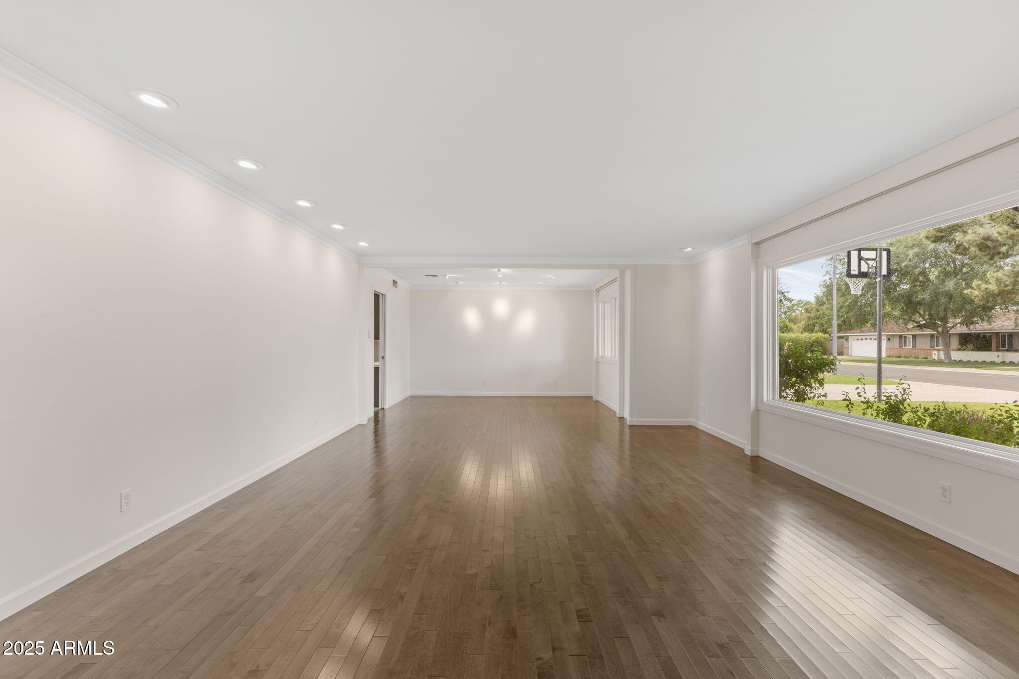 143 E WINTER Drive