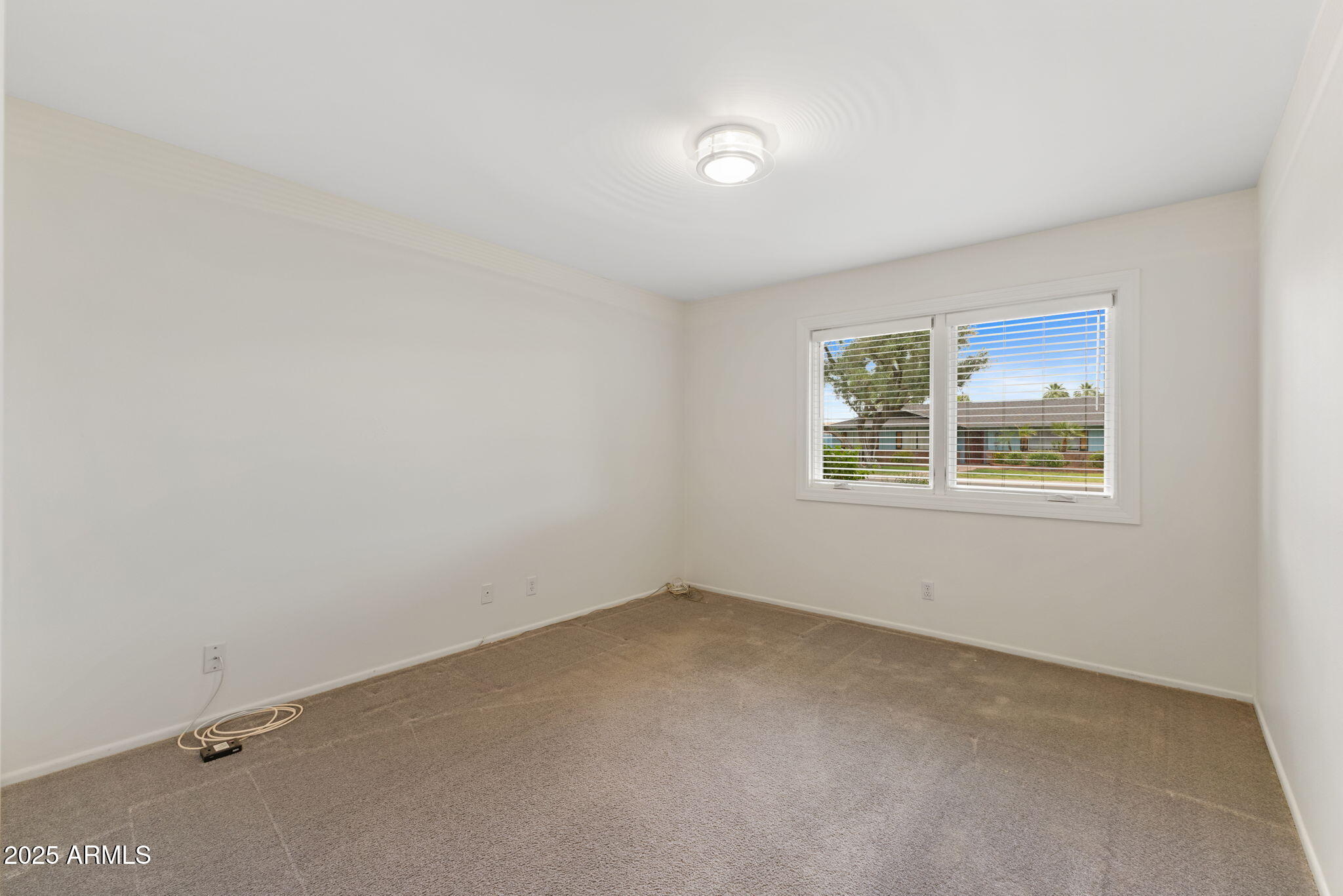 143 E WINTER Drive